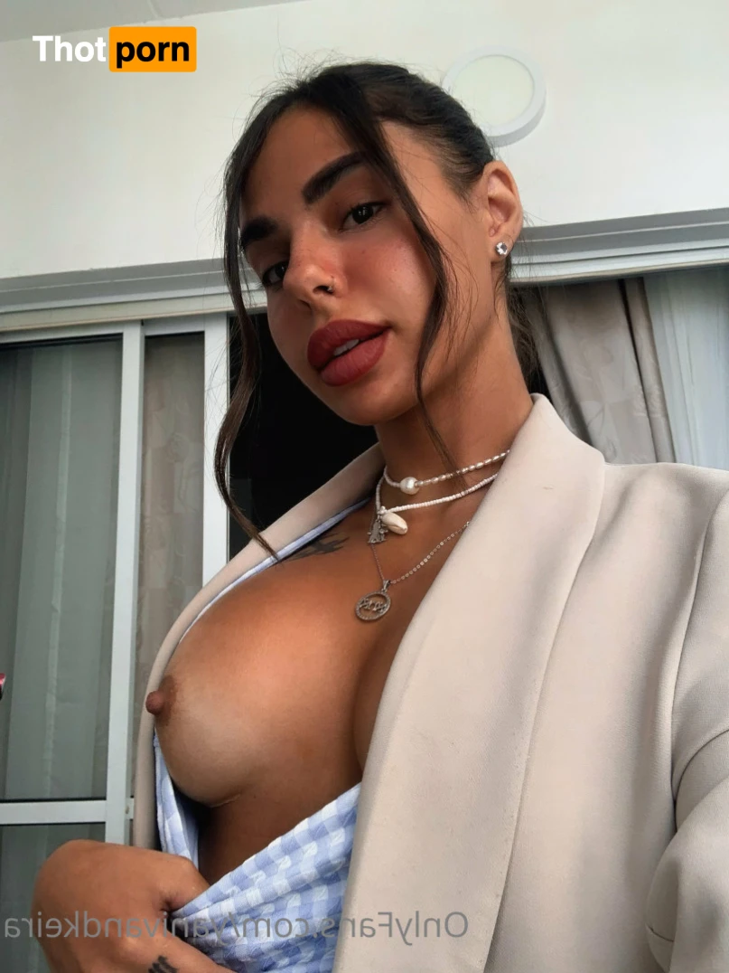 JUNGLE GIRL 🐯 12742543