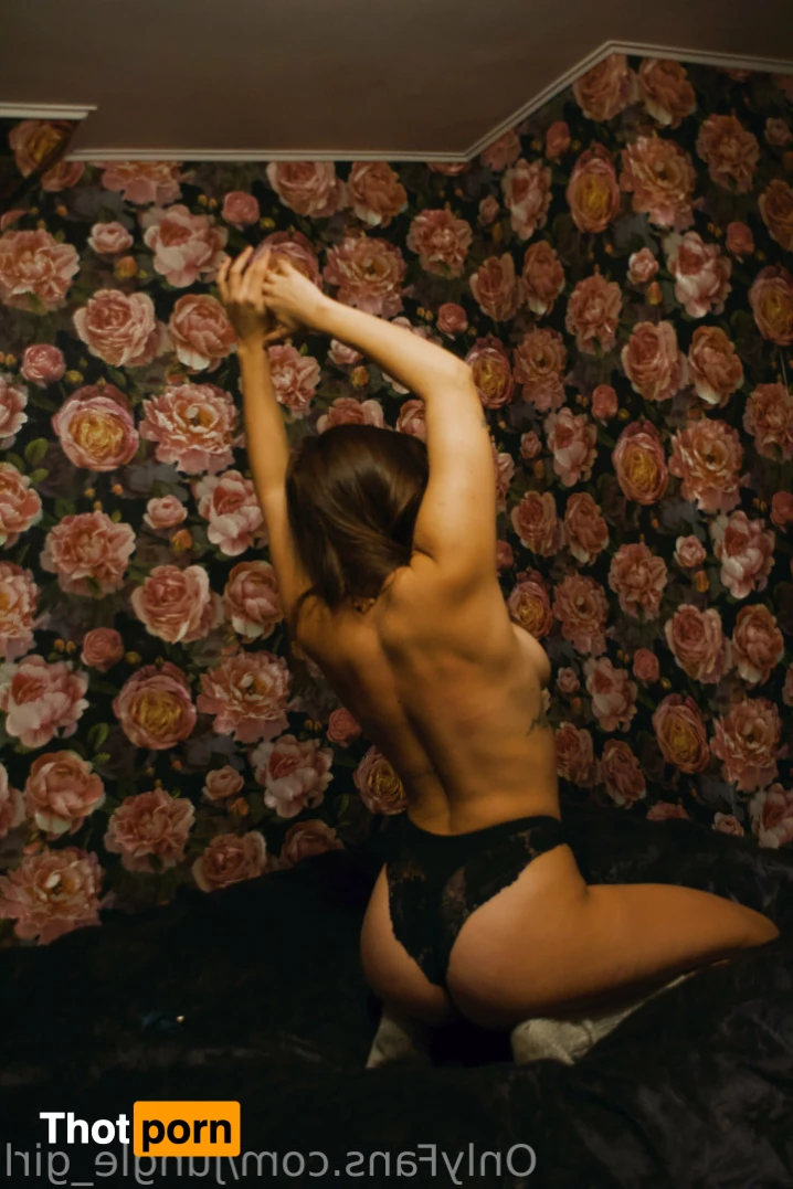 jungle_girl🌿 10947197