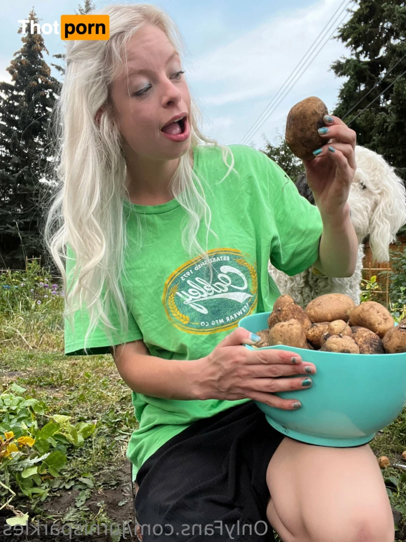 Jurni Sparkles 🦋 12717672