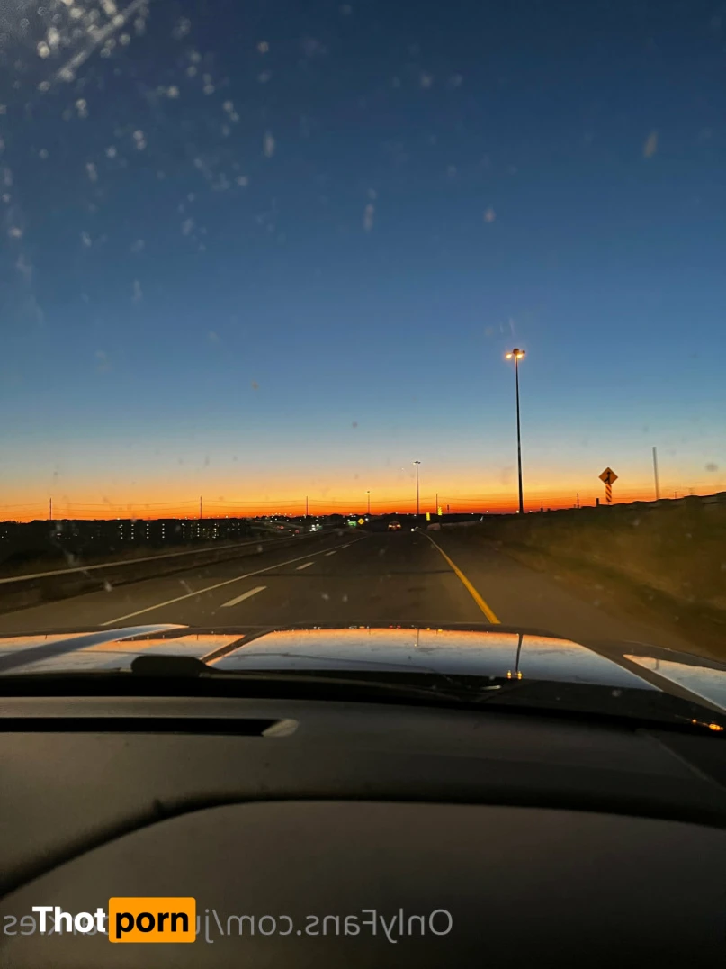 Jurni Sparkles 🦋 12717930