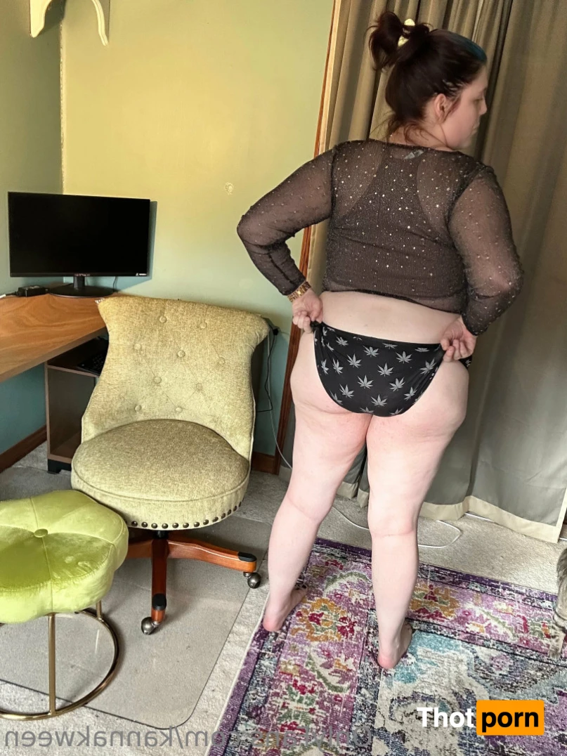 Kanna Kween 🍃💨 12382128