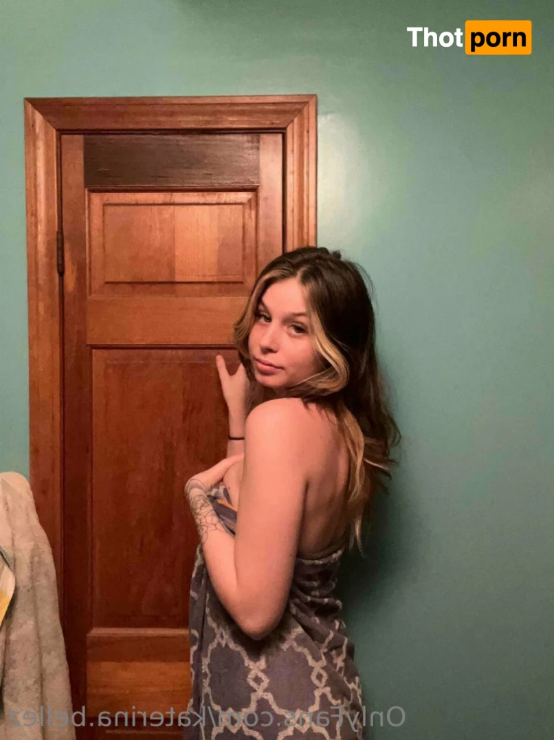 Katerina Bellez 12255477