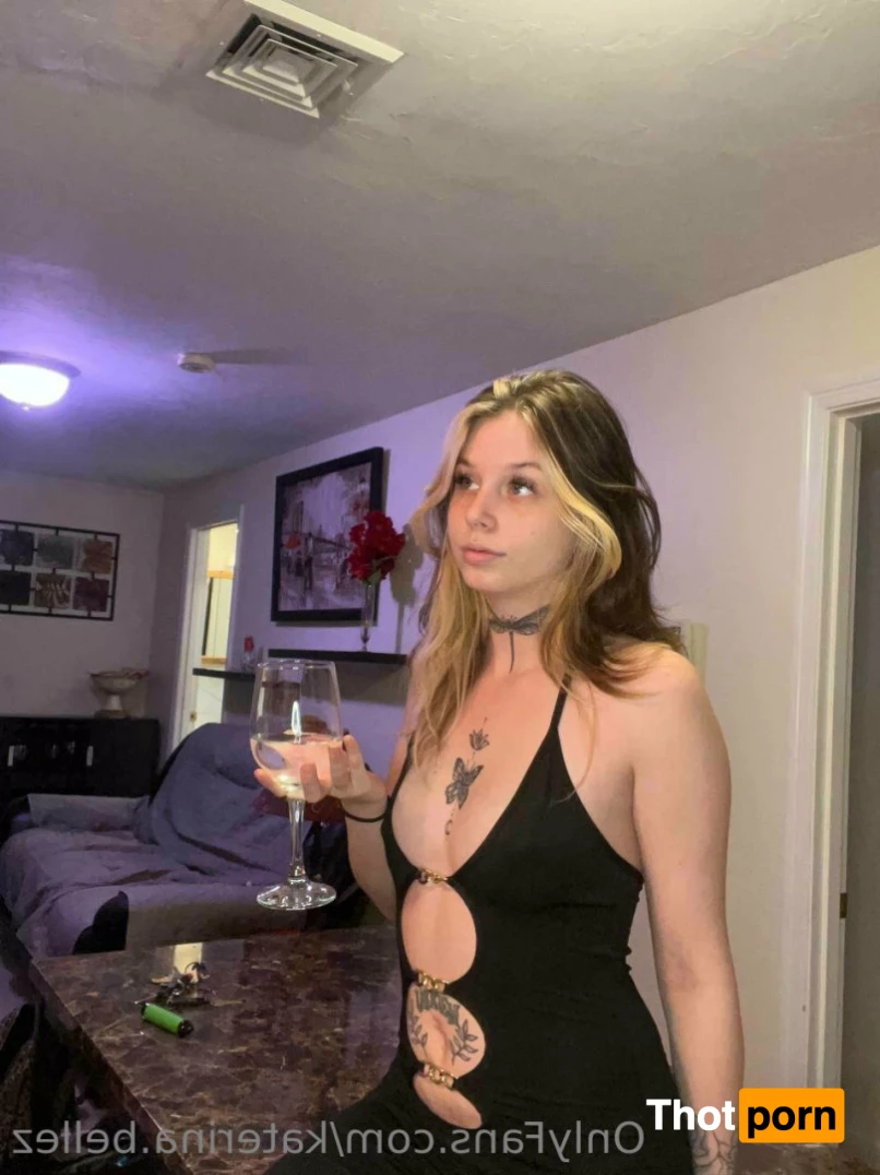 Katerina Bellez 12256328