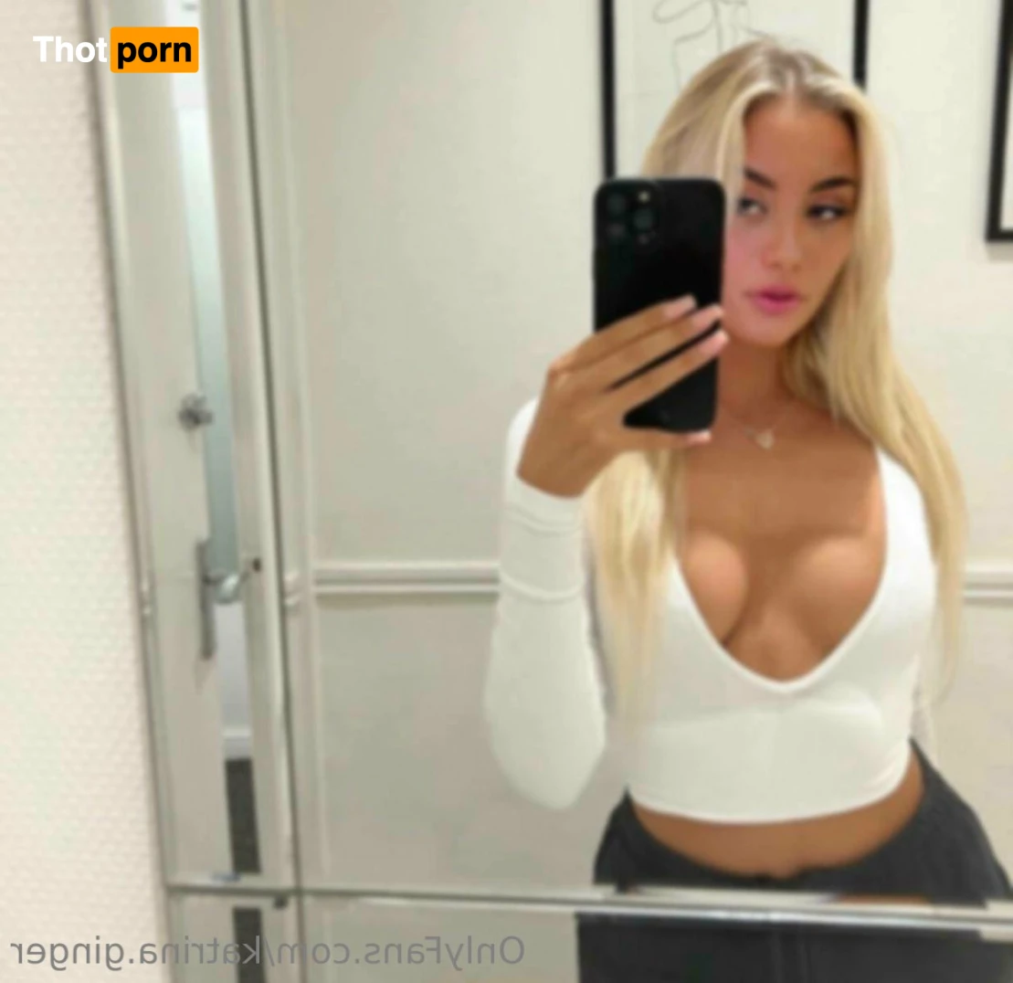 𝙆𝙖𝙩𝙧𝙞𝙣 𝙁𝙤𝙭 🧡 12208562