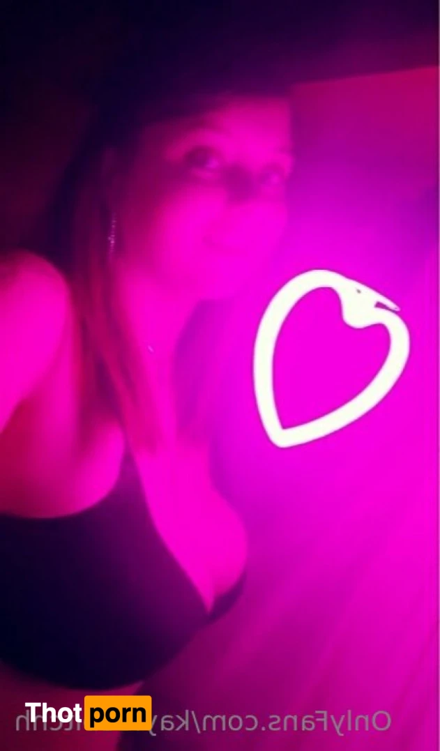 KayleeBitchh 10931999