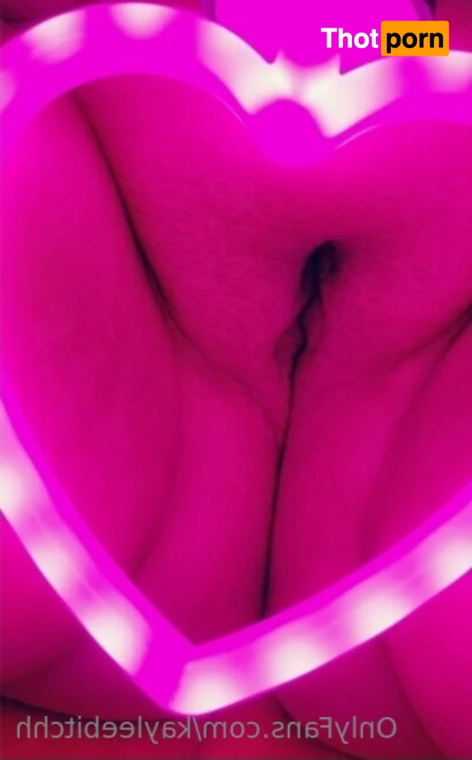 KayleeBitchh 10932000