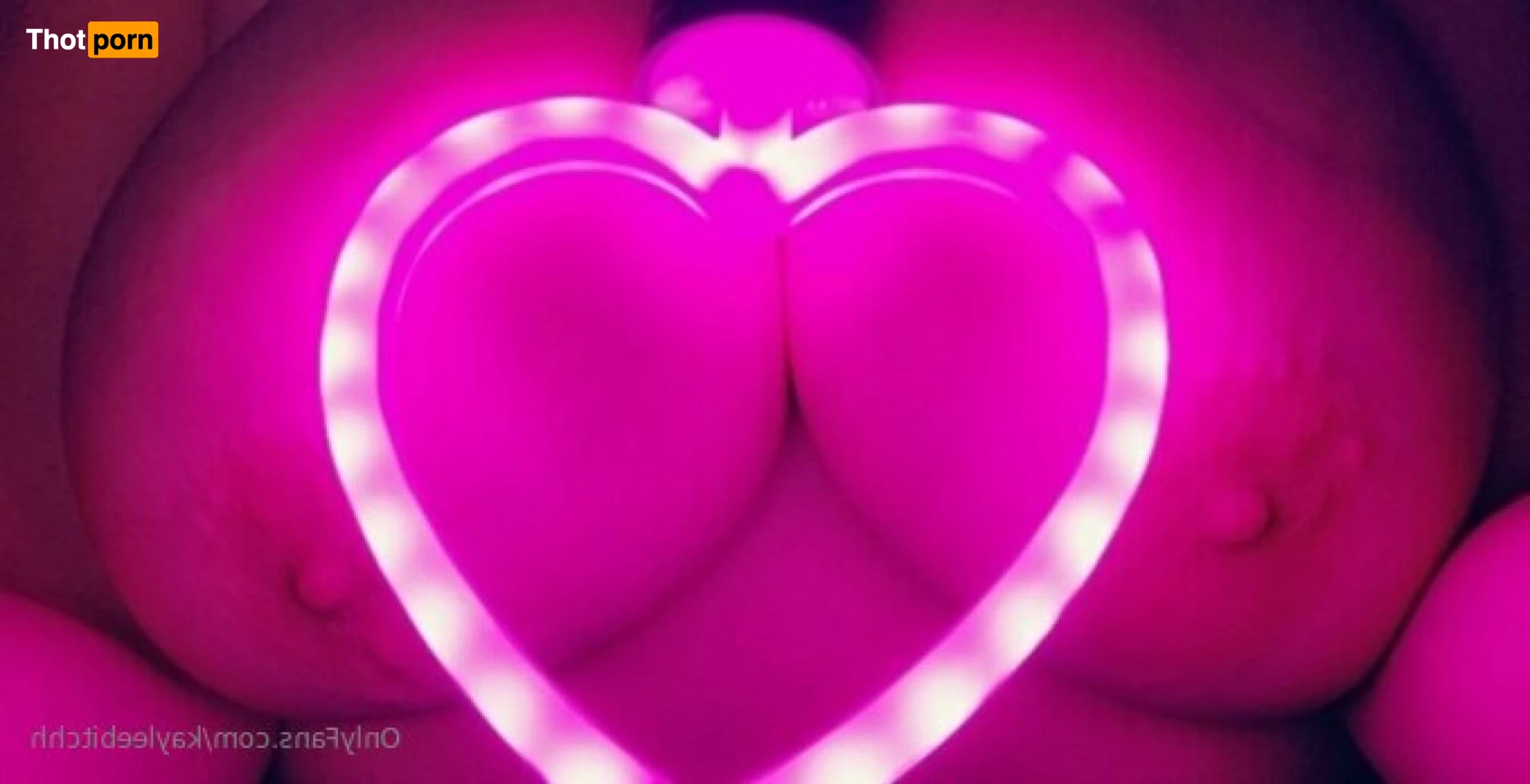 KayleeBitchh 12041844