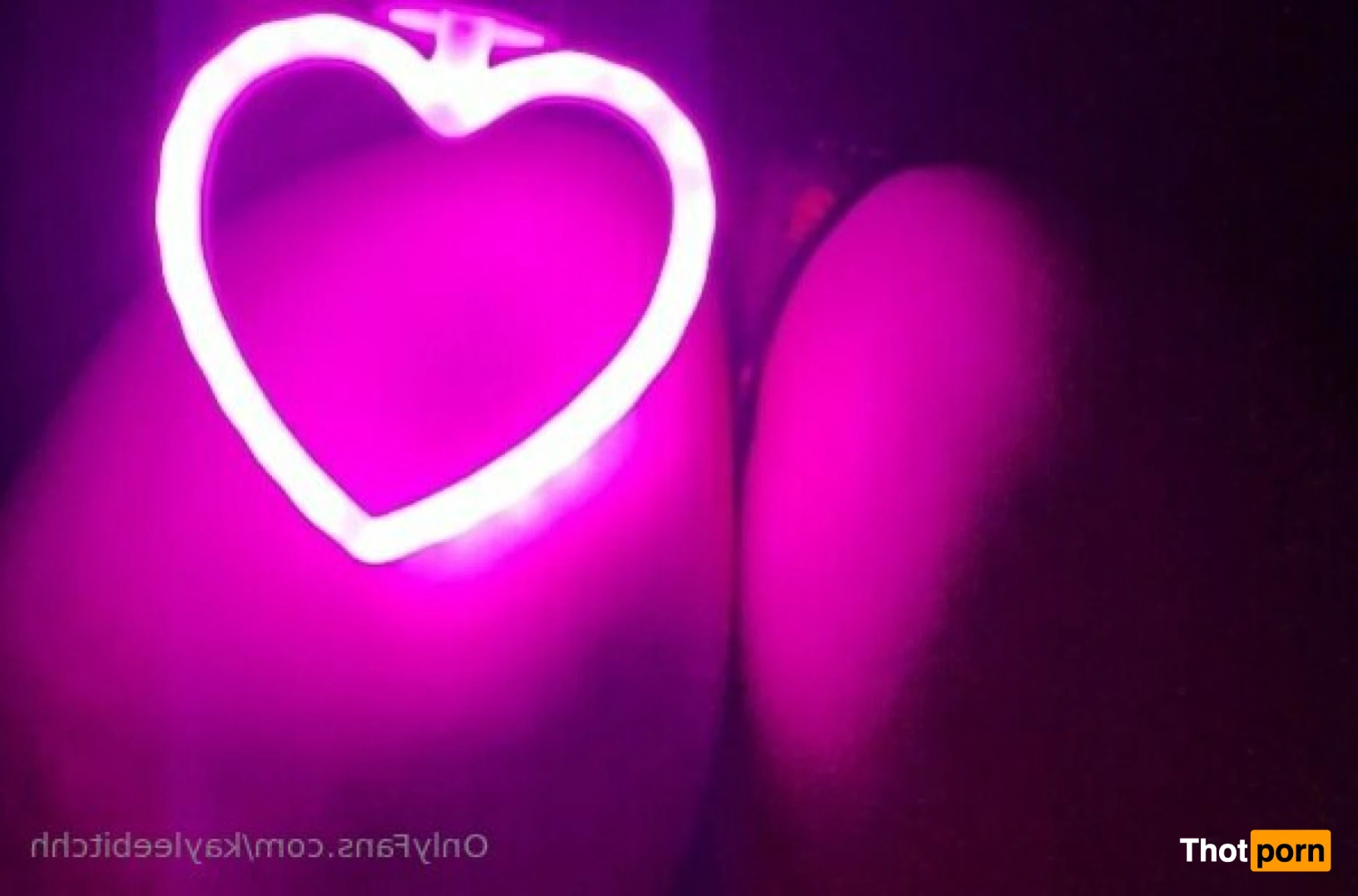 KayleeBitchh 12042012