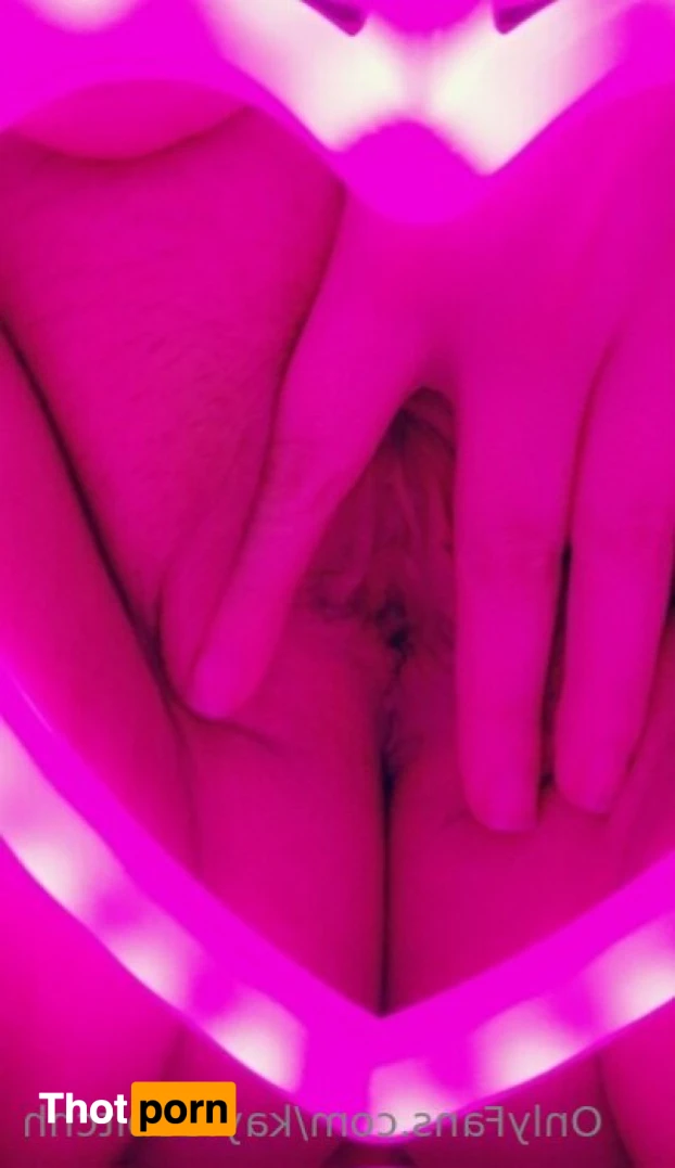 KayleeBitchh 12042157