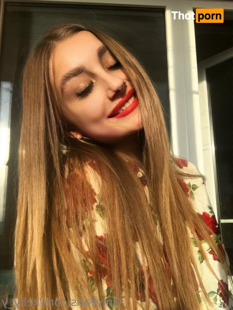 💛Kelly💙  Your GF 💛 11261921