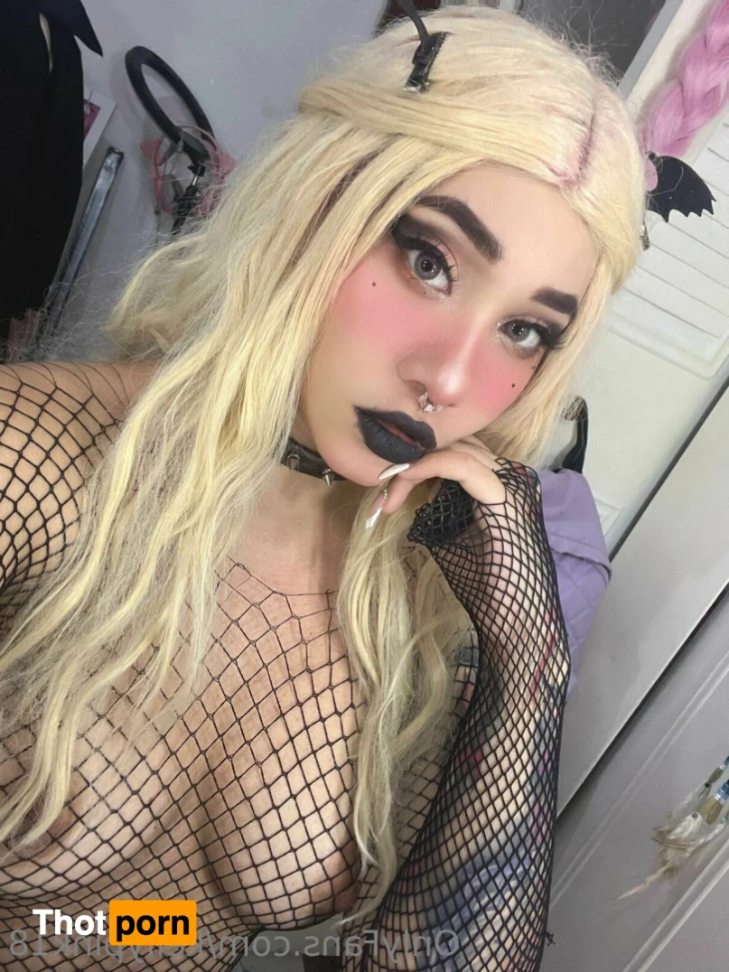 ~kellysaurio~ 12020550