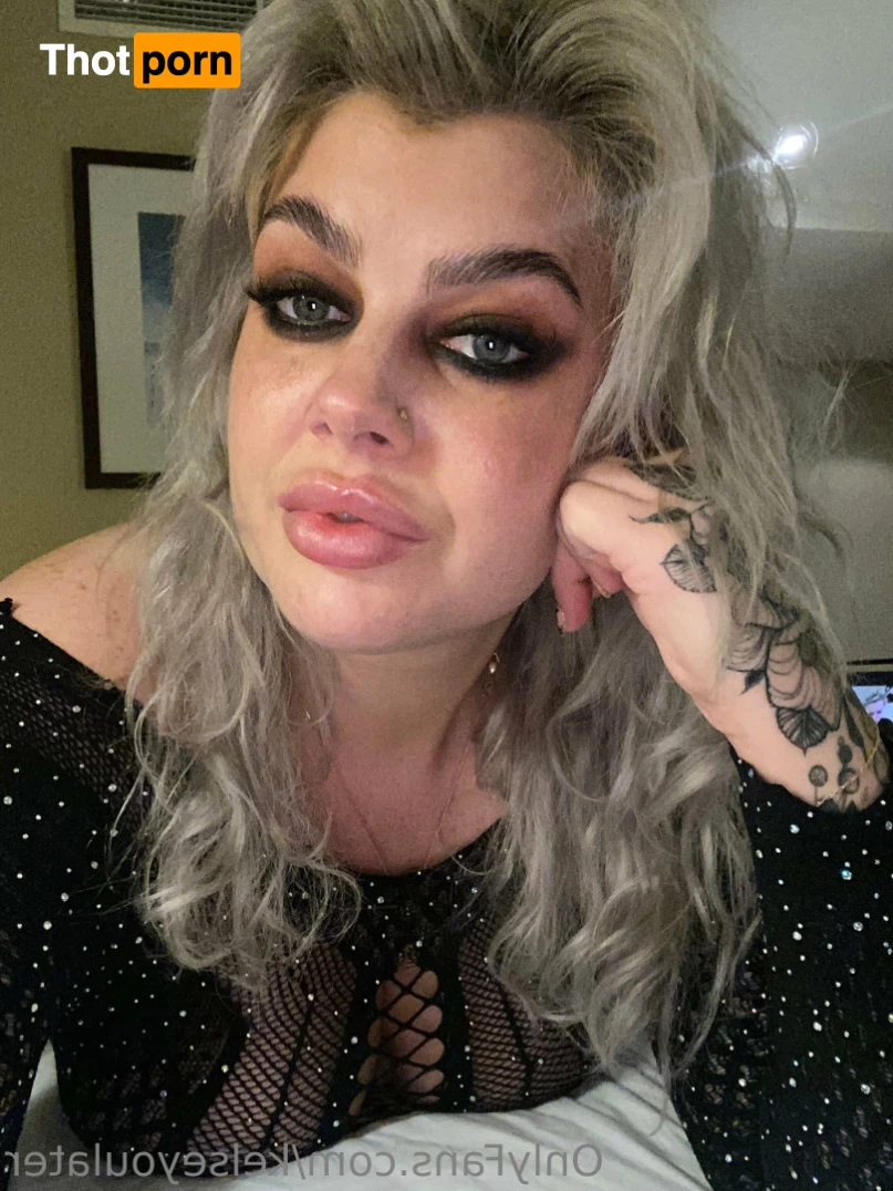 Kelsey Christmas 12019036