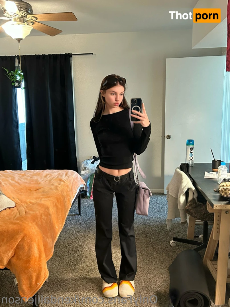 Kendall 🔞 12015145