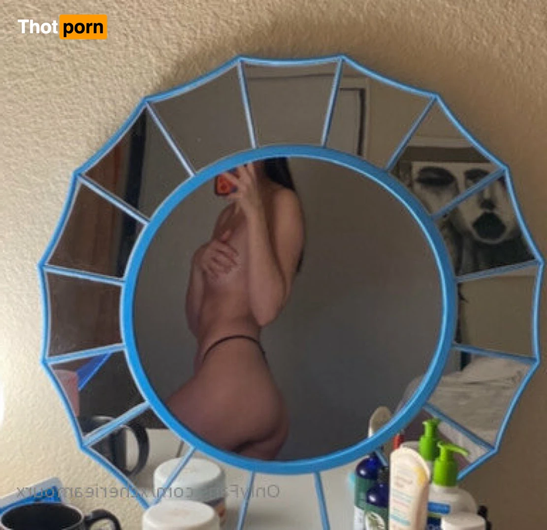 Kendall 🔞 12015216