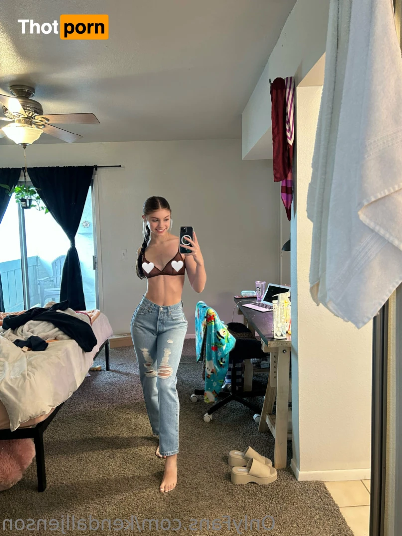 Kendall 🔞 12015304