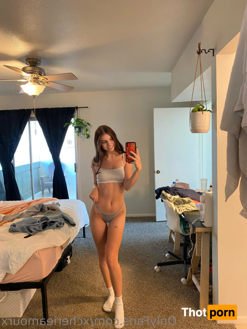 Kendall 🔞 12015351