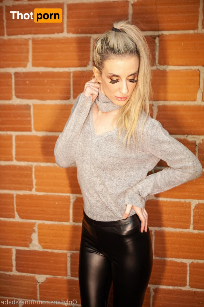 KHLOEE LUCA FREE PAGE 11535013