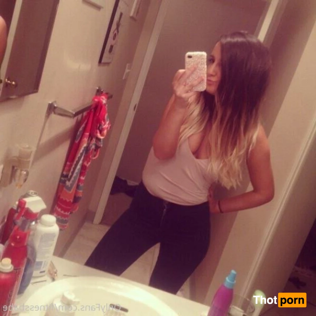 KHLOEE LUCA FREE PAGE 11535408