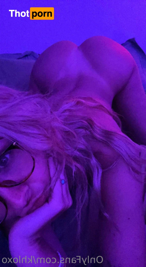 khloe☺️ 11495852