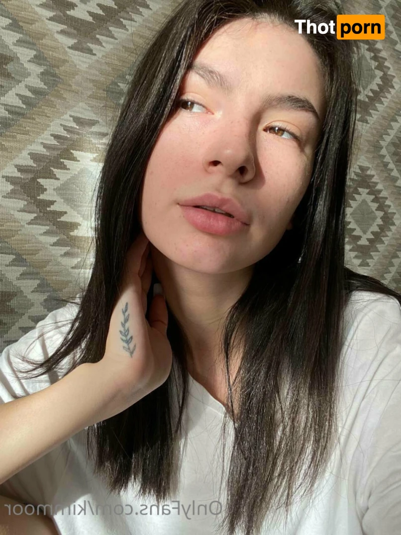 Kim Moor 🍭 11376190