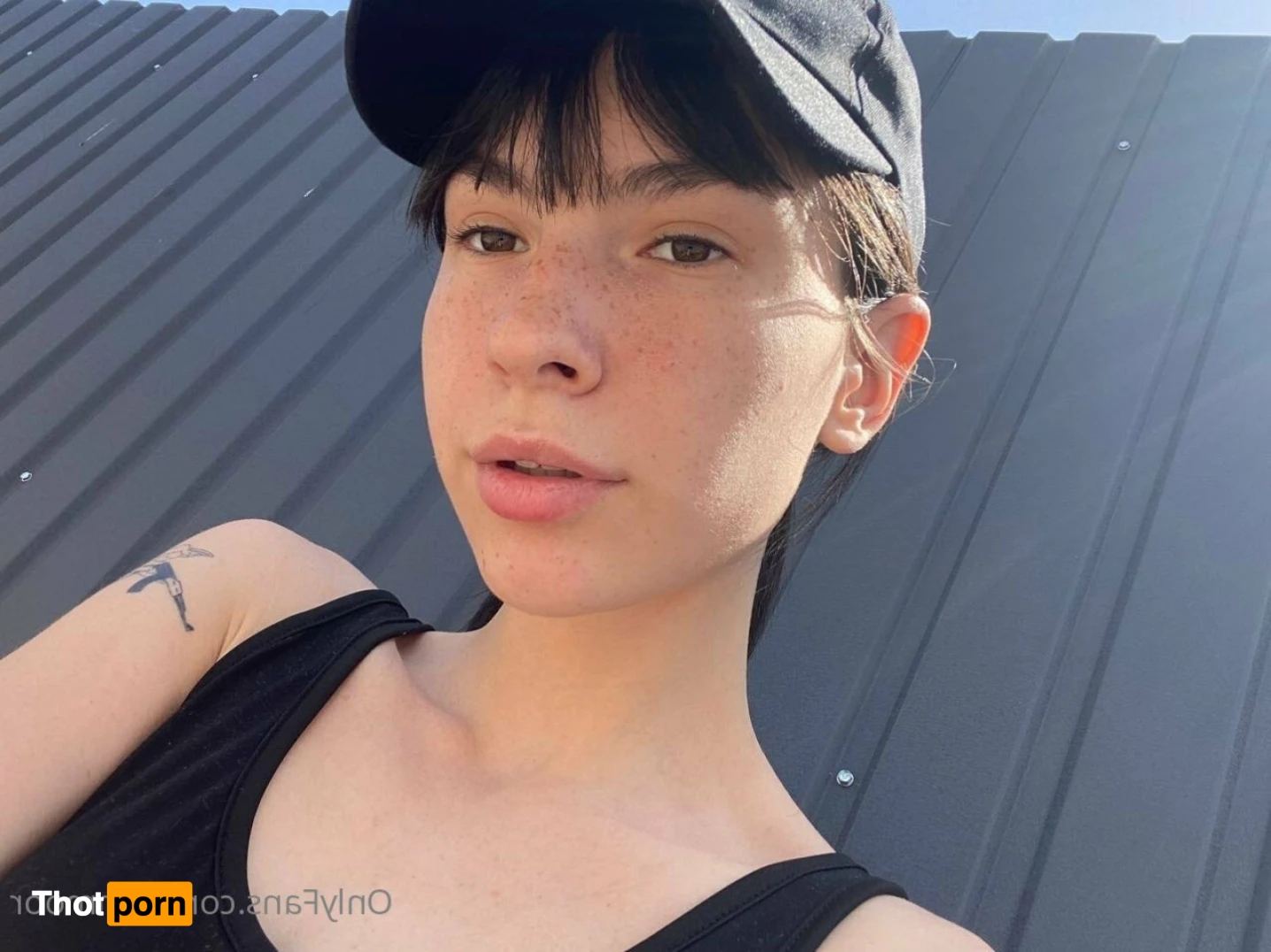 Kim Moor 🍭 11376784