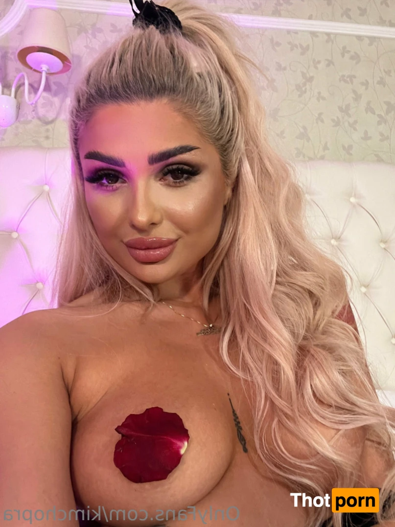 𝐊𝐢𝐦 𝐂𝐡𝐨𝐩𝐫𝐚 🎀 11363462