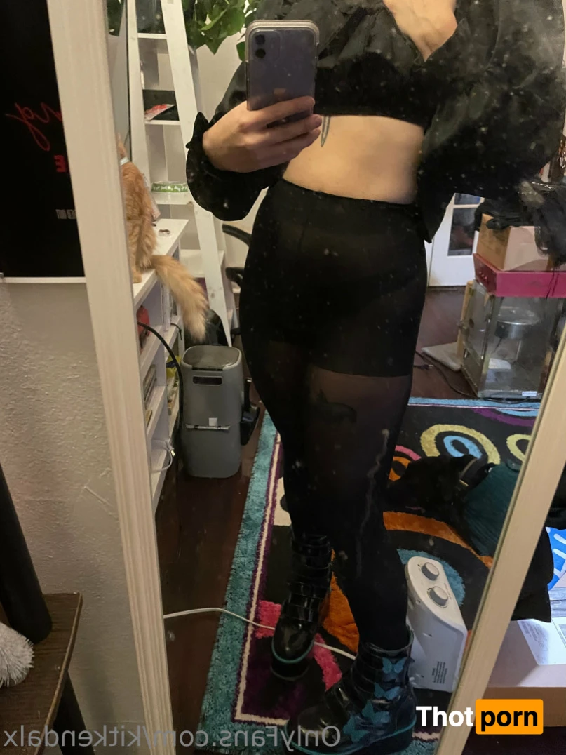 🖤💦 Kit Kendal 16517131