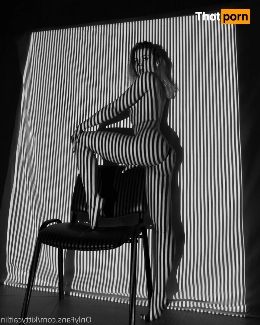 Kitty Caitlin 16509019