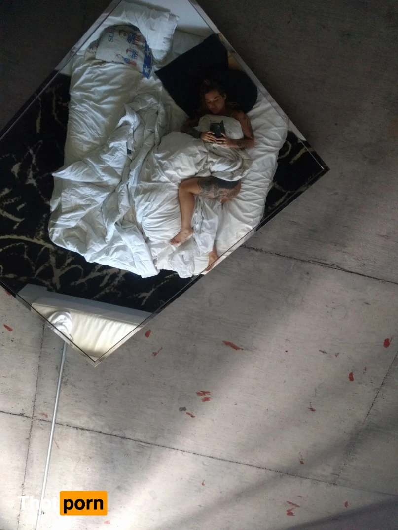 Kleio Valentien Free 16495478