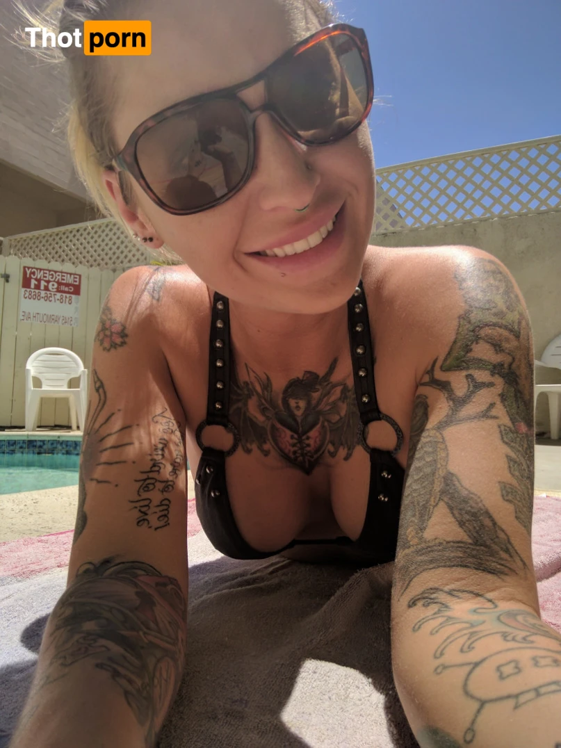 Kleio Valentien Free 16495549