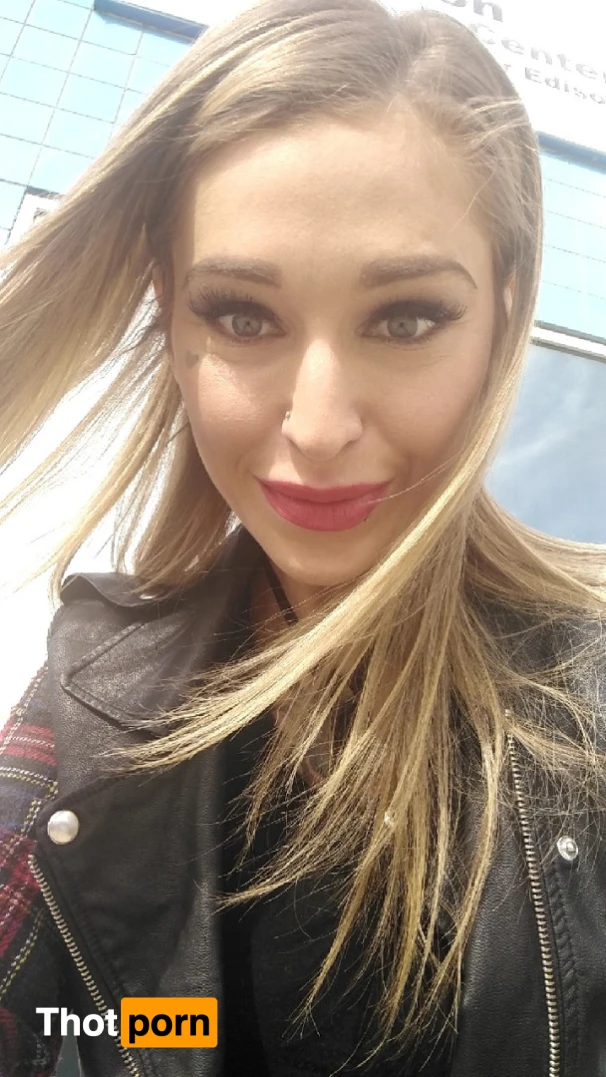 Kleio Valentien Free 16495758