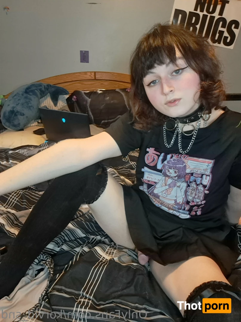 raven 🔪 🏳️‍⚧️ she/her 16487166