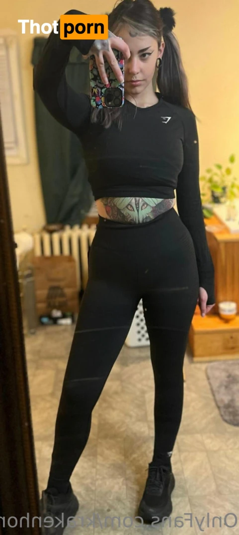 Calypso McKraken 🐙 16486484