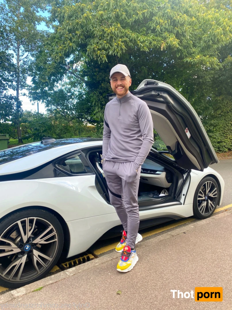 Kristen and Jasmine 😈 16478800