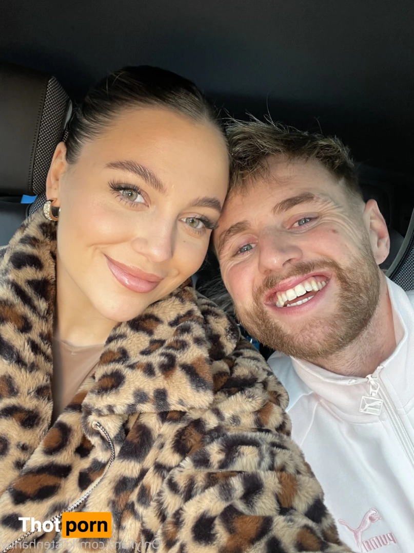 Kristen and Jasmine 😈 16478818