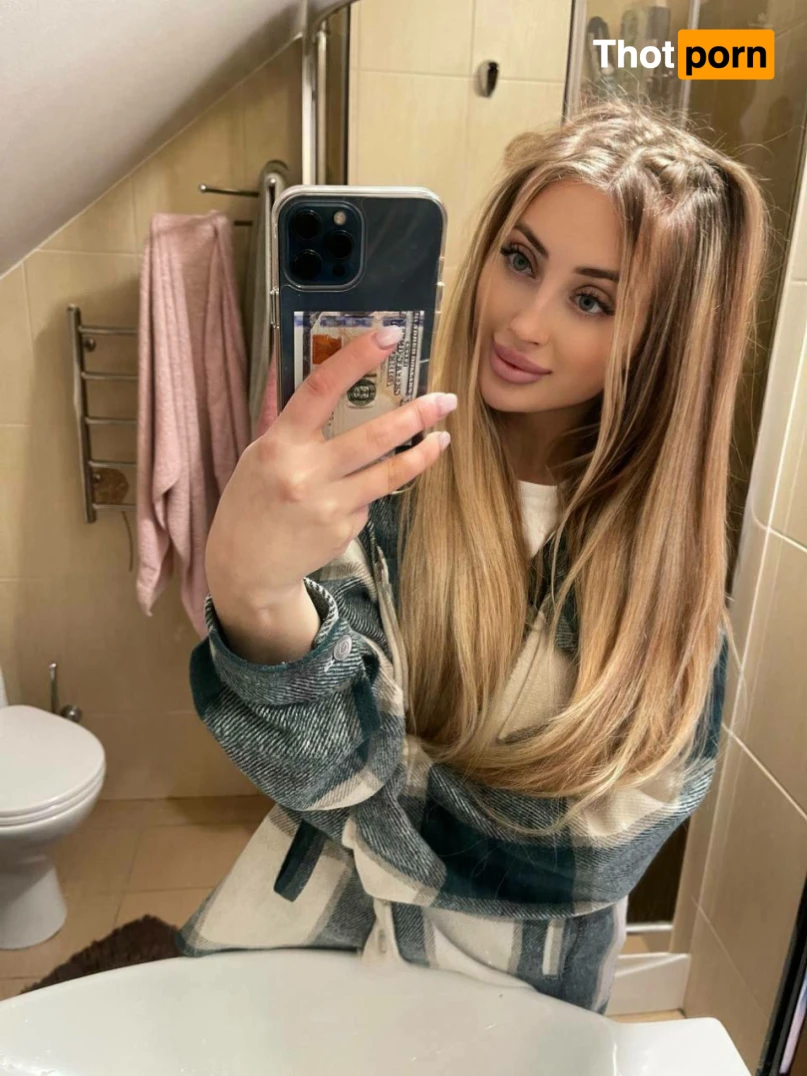 Kristina Emerson 16478729