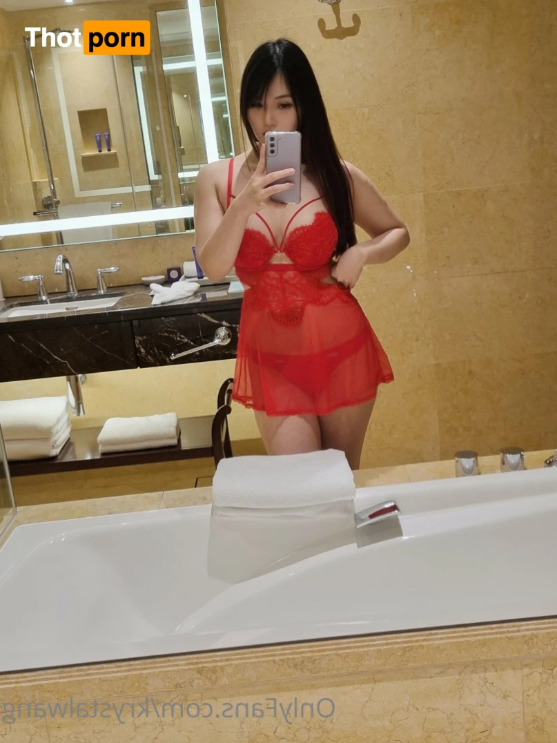 Krystal Wang 16475812