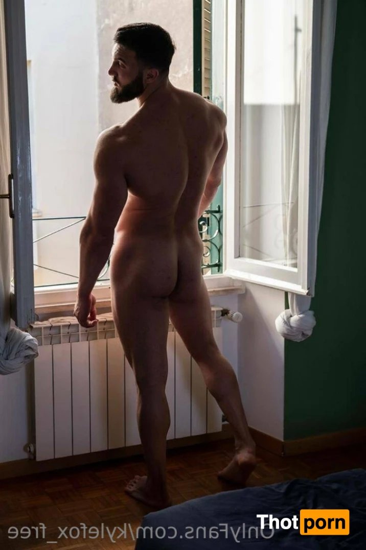 Kyle.F - free 10999673