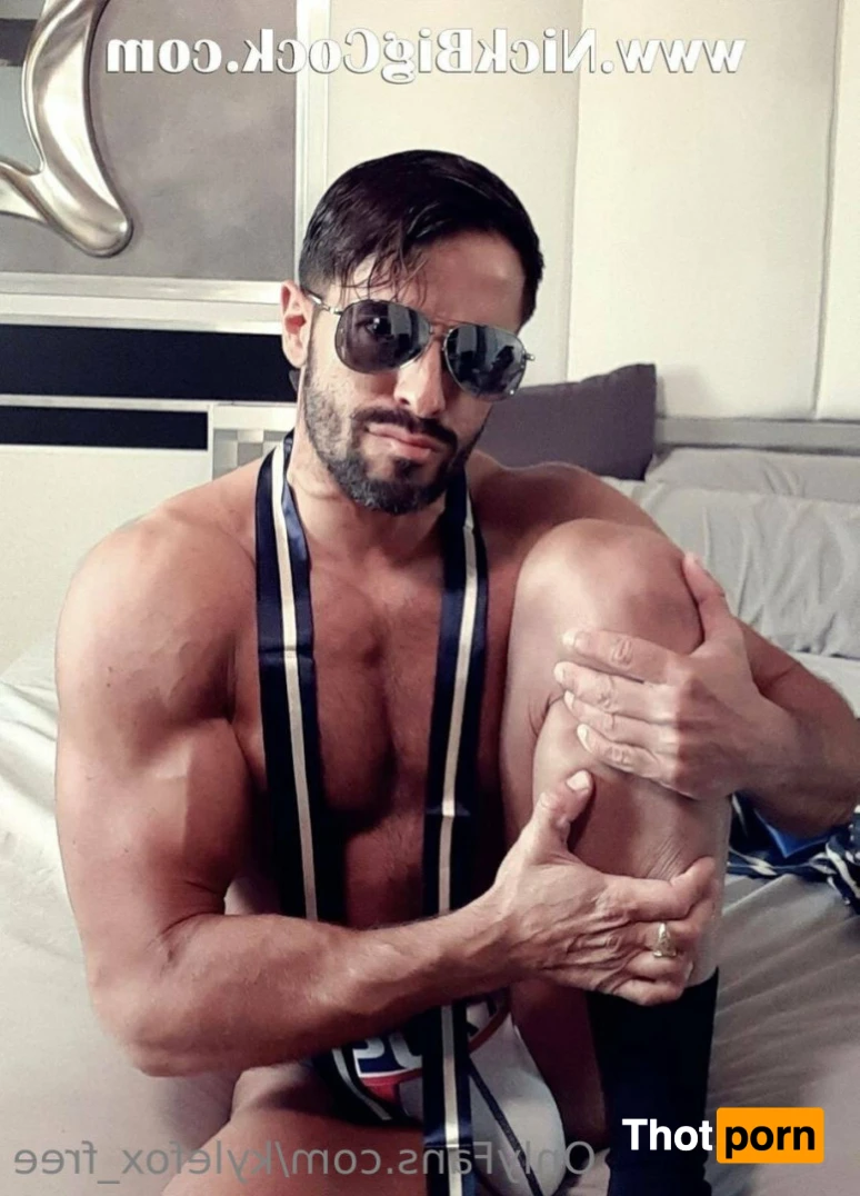 Kyle.F - free 16439051