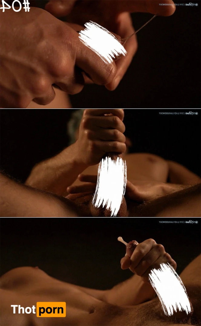 Adam Jakubowski 16408497