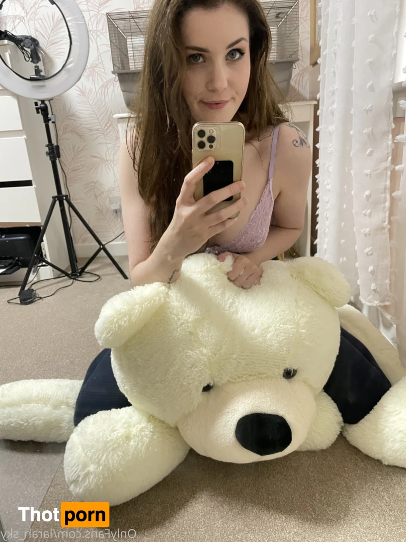 Goddess Larah 16232907