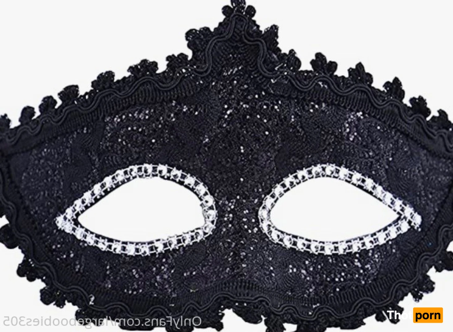 largeboobies 16197988