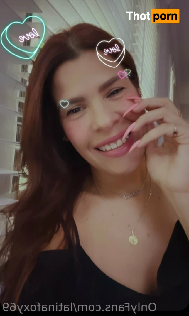 Latinafoxy69 16186401