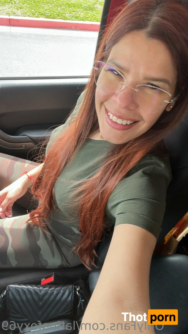 Latinafoxy69 16186730