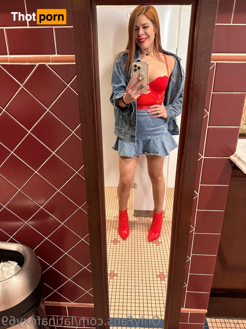 Latinafoxy69 16186813