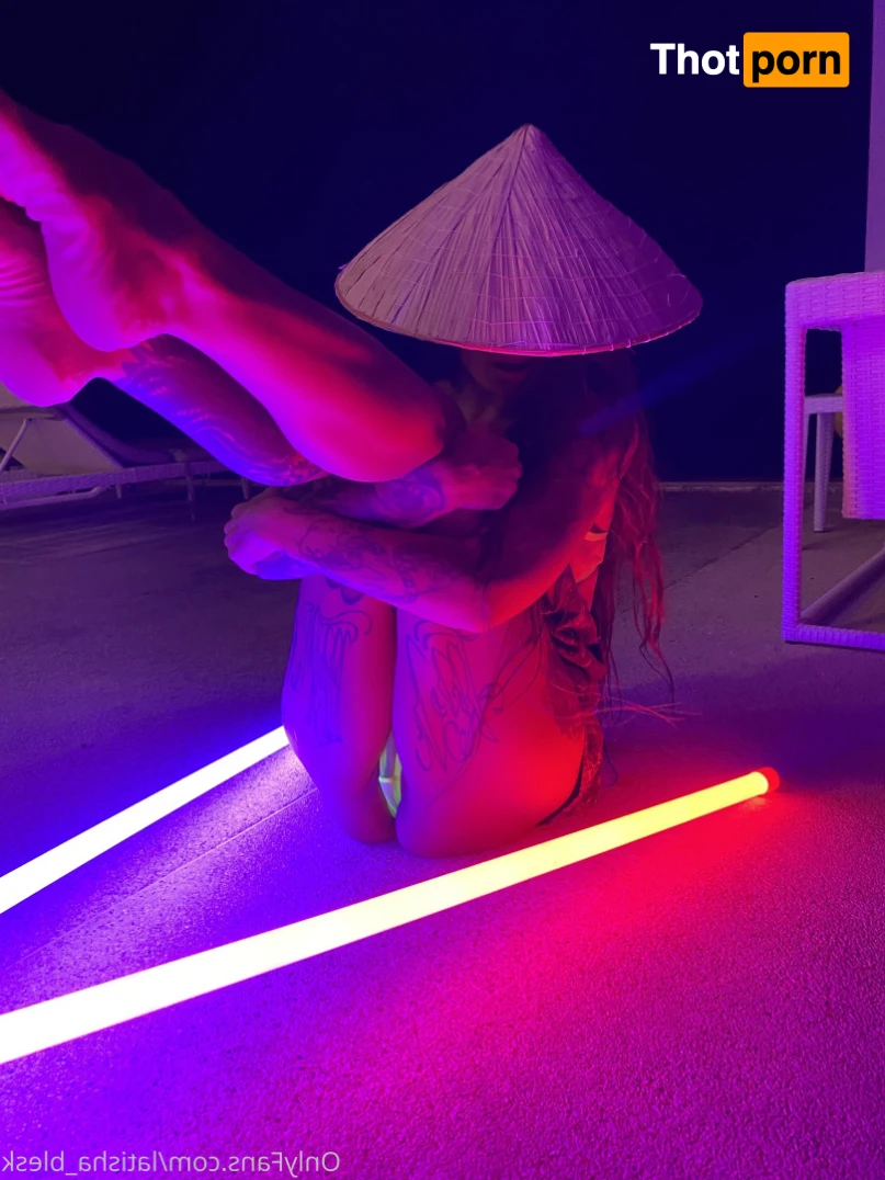 Latisha Blesk   🔥 16184020