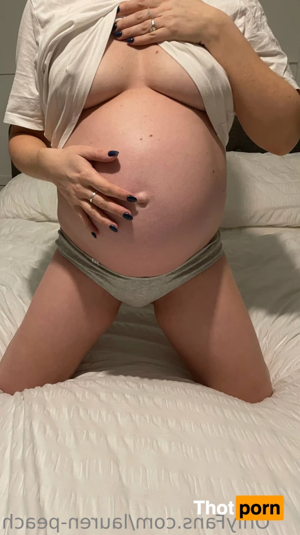 lauren Peach 16178916