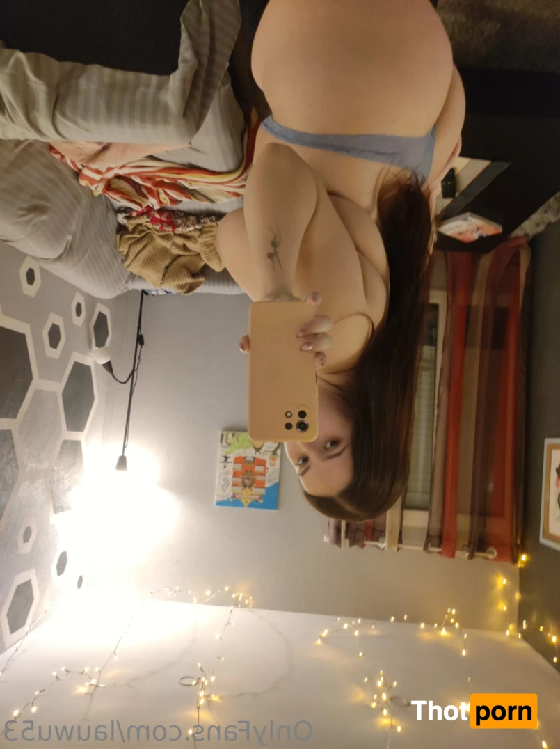 Lauwu 🦂 🦋 16159084