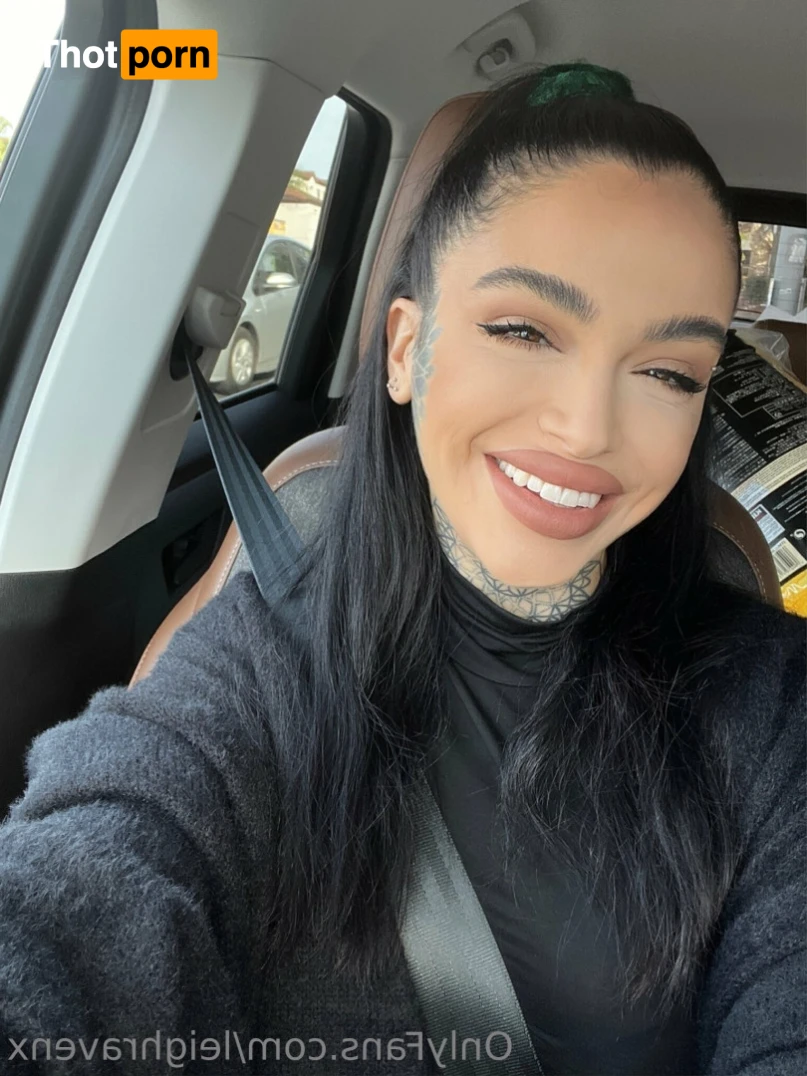 Leigh Raven 16074243