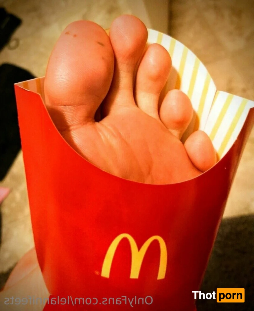 FofannieFeet 16062761